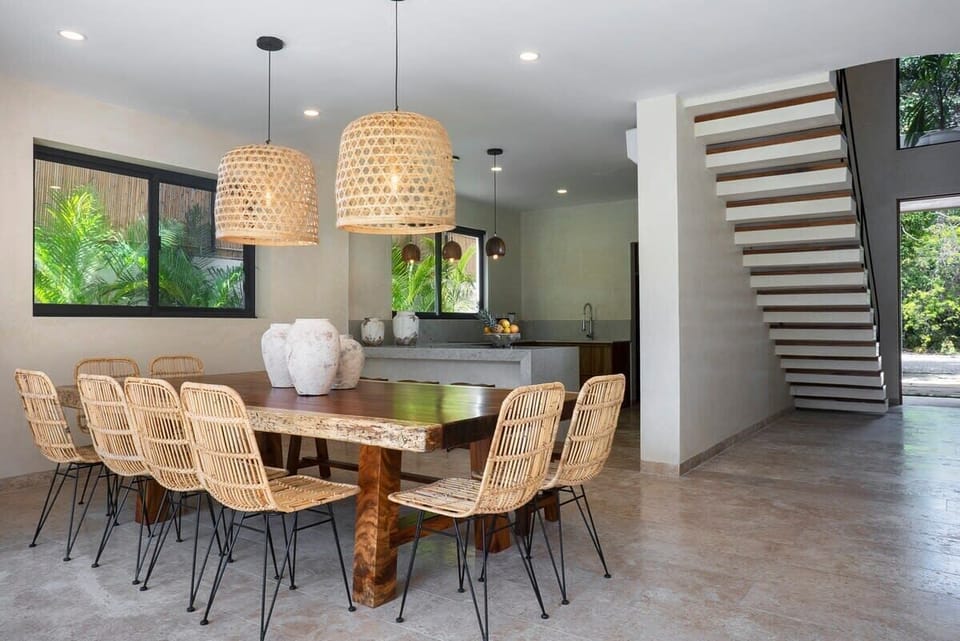 Elegant and simple dining area.