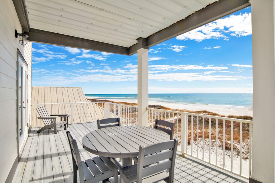 2nd floor balcony