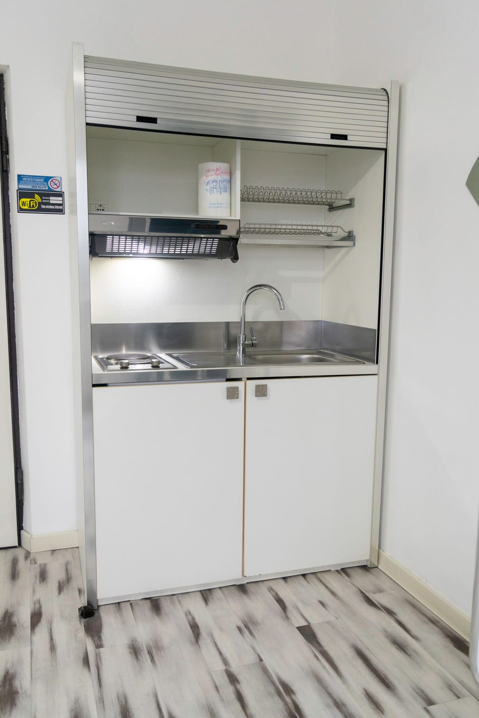 Kitchen or kitchenette