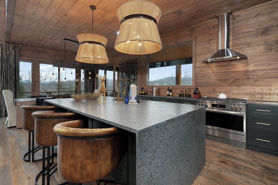 Blue Fox - Fully Equipped Kitchen