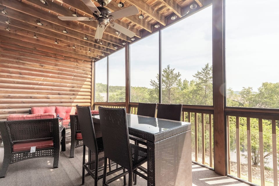 Screened In Back Deck - Screened In Back Deck