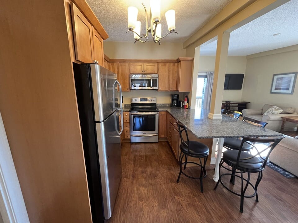 bright and sunny kitchen