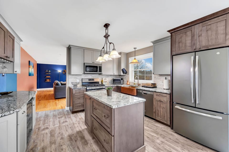 Indoors, Kitchen, Refrigerator, Microwave, Oven