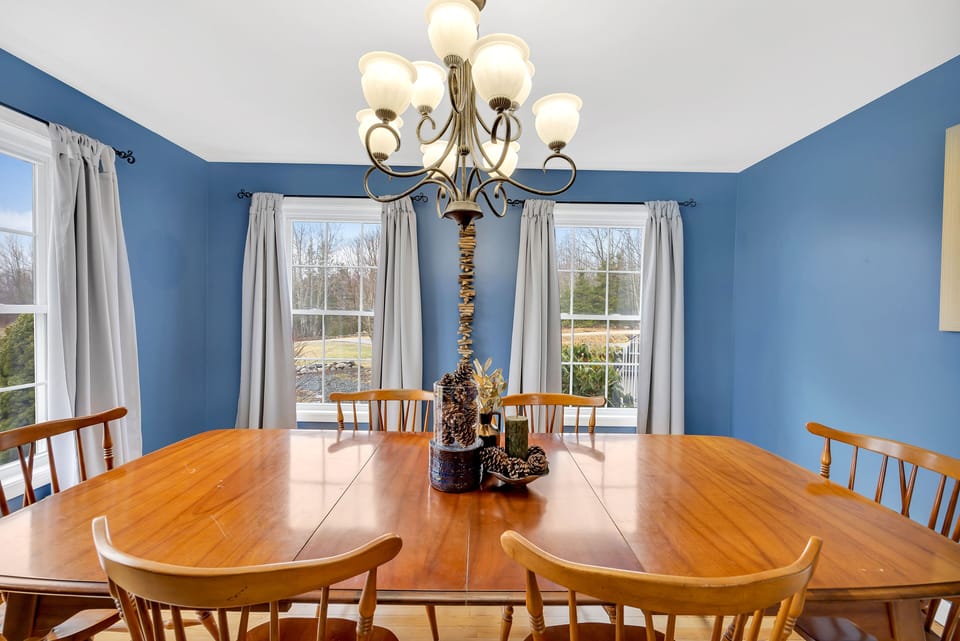 Architecture, Building, Dining Room, Dining Table, Furniture