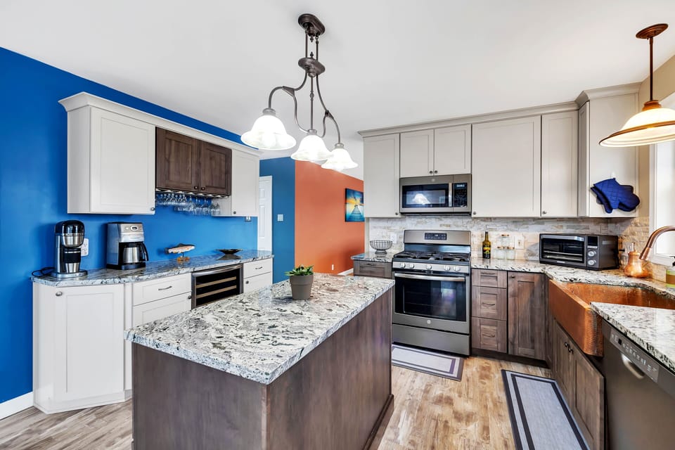 Indoors, Kitchen, Home Decor, Kitchen Island, Microwave