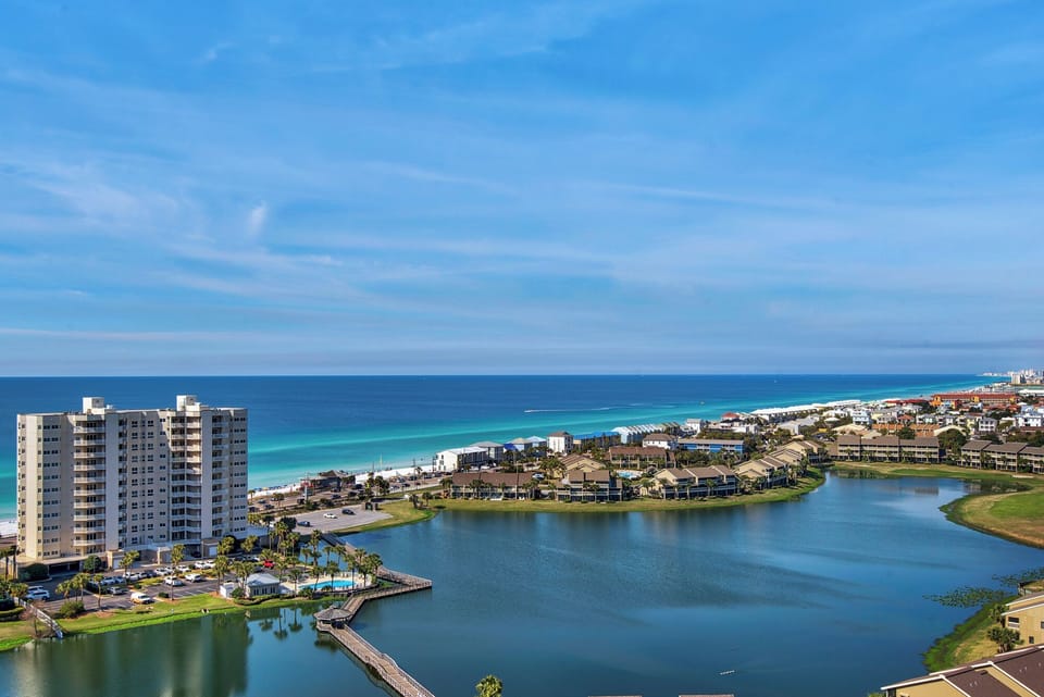 Ariel Dunes II 1705 - Balcony