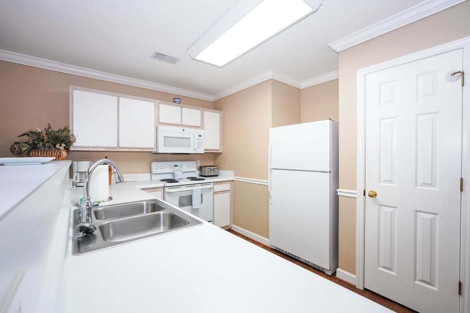 Space to prep, cook, and snack nonstop.