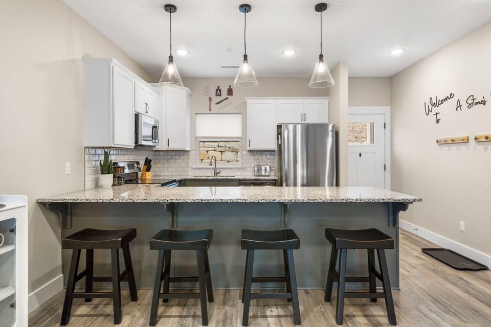 Kitchen Bar