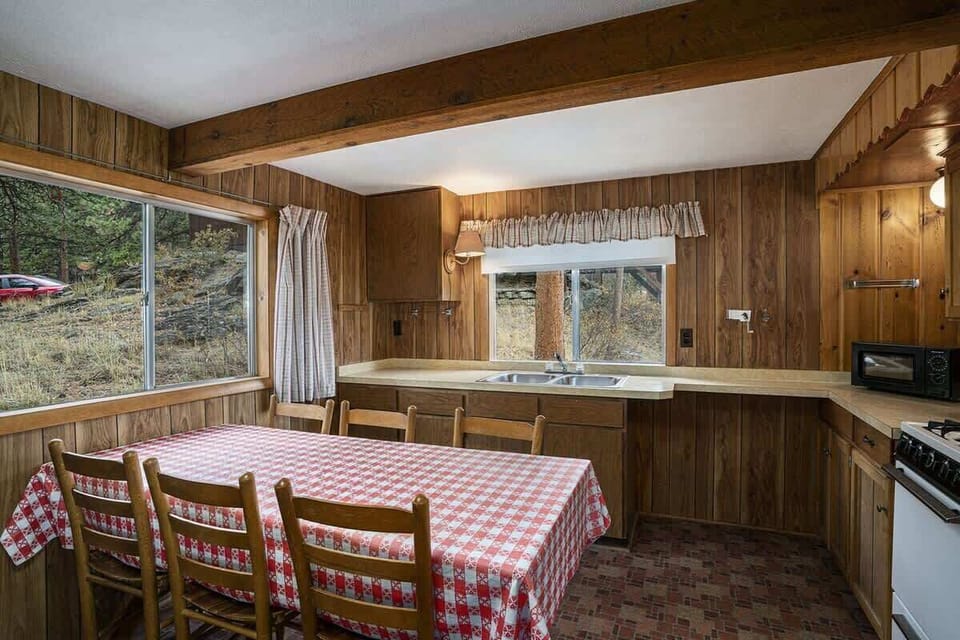 Full Kitchen for cooking all of your favorite meals with your favorite people.