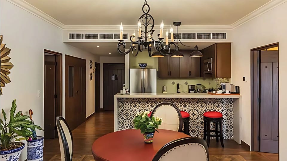 Vista Encantada suite with full kitchen, bar & modern Mexican design.