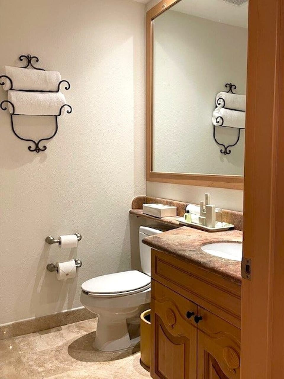 Bathroom 3/4