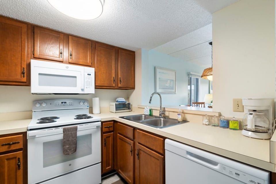 1208 Kitchen