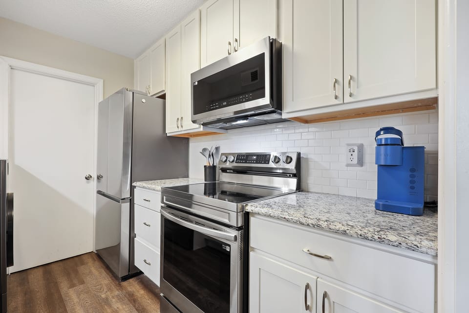 892 Ketch Court | Kitchen - 892 Ketch Court | Kitchen