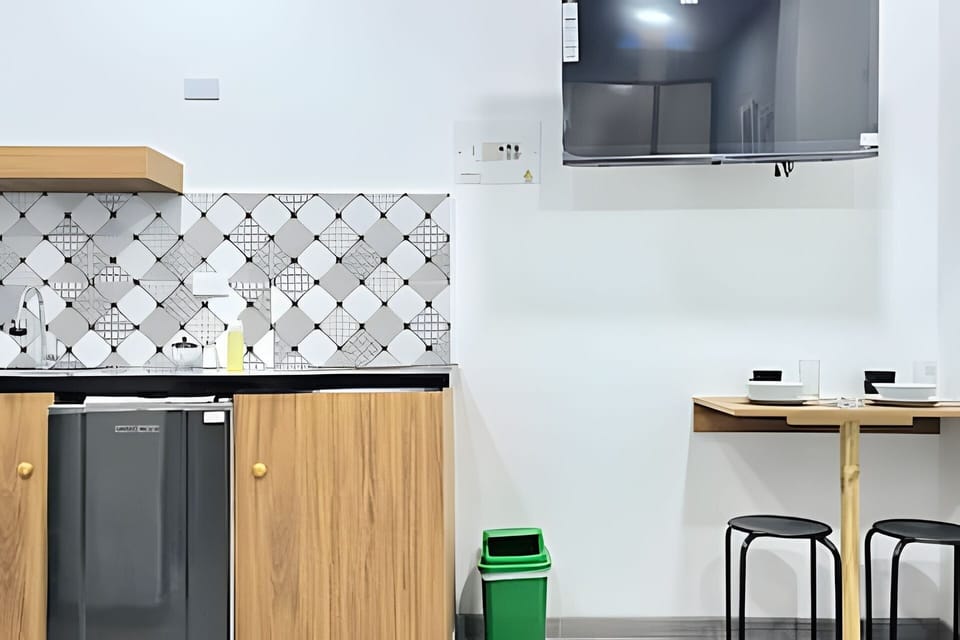 Kitchen or kitchenette