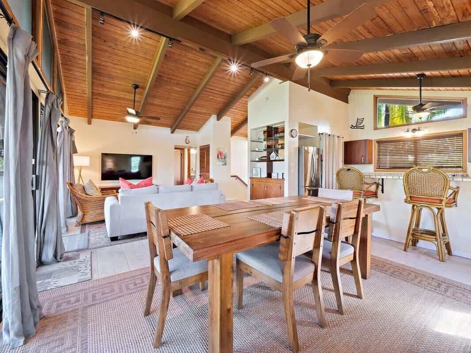 Dining table with seating for 6