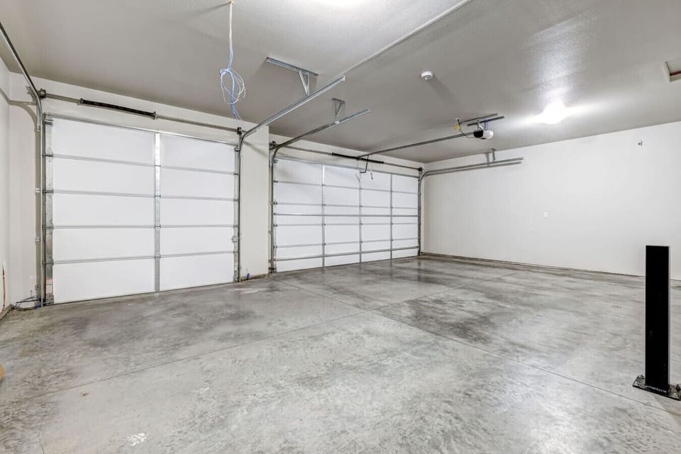 Extra Large 3 Car Garage