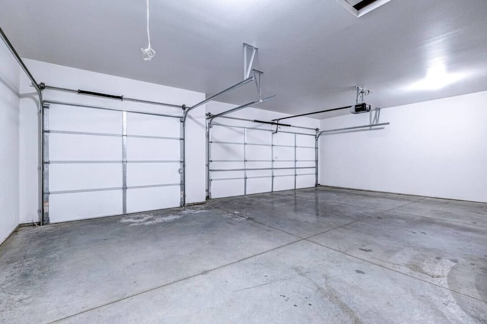 Extra Large 3 Bay Garage