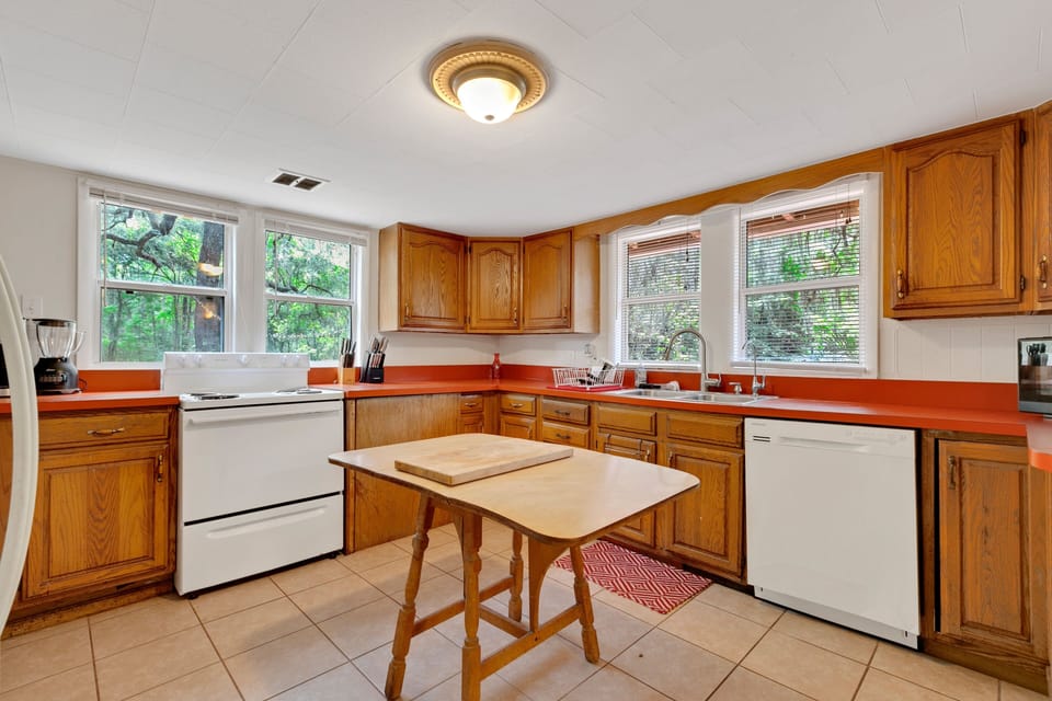 Indoors, Kitchen, Floor, Flooring, Hardwood
