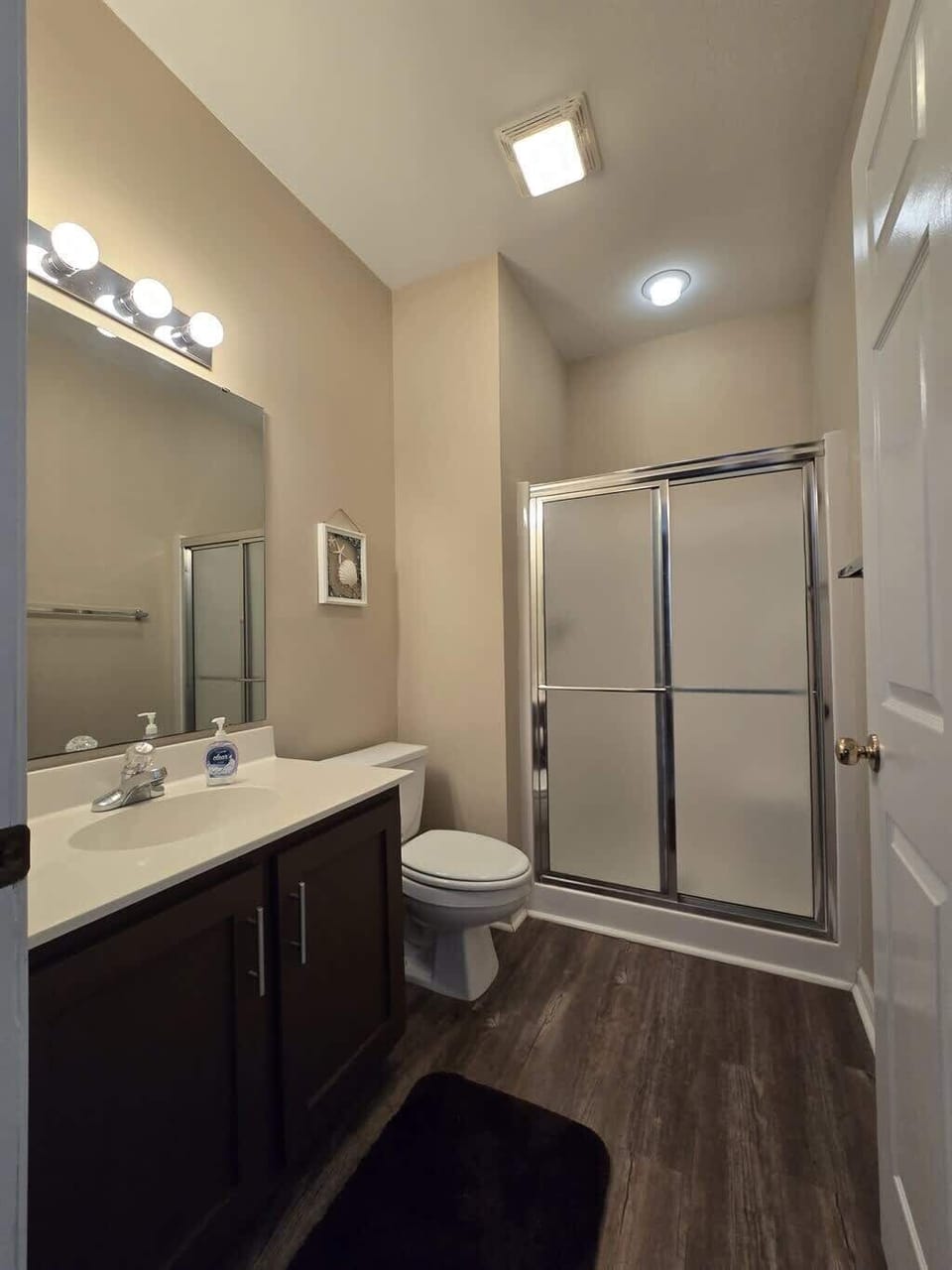 Full Bath with Standing Shower