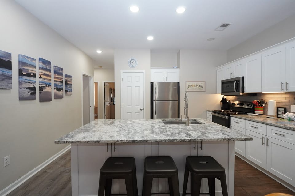 Kitchen Bar with Stools