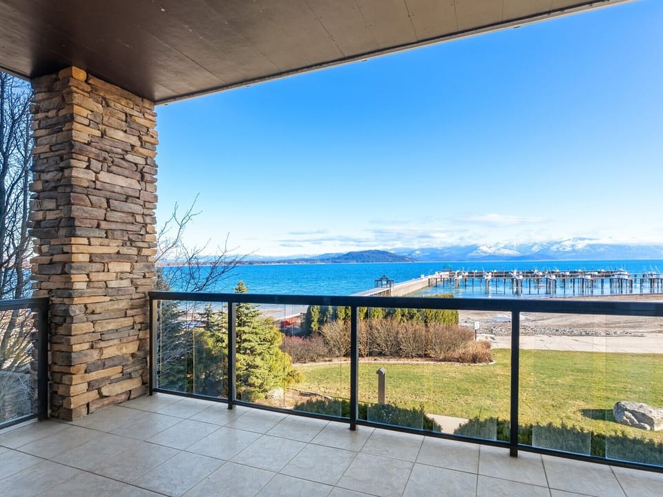 Seasons at Sandpoint - Condo 135