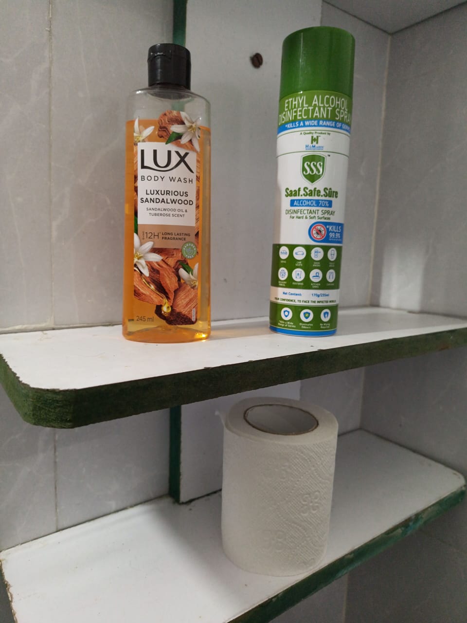 Bathroom amenities