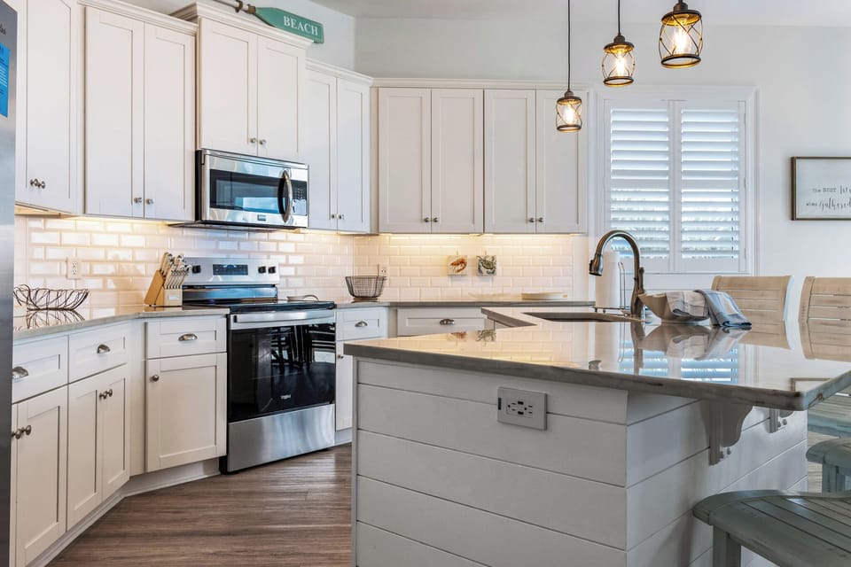 Kitchen - Floor 2