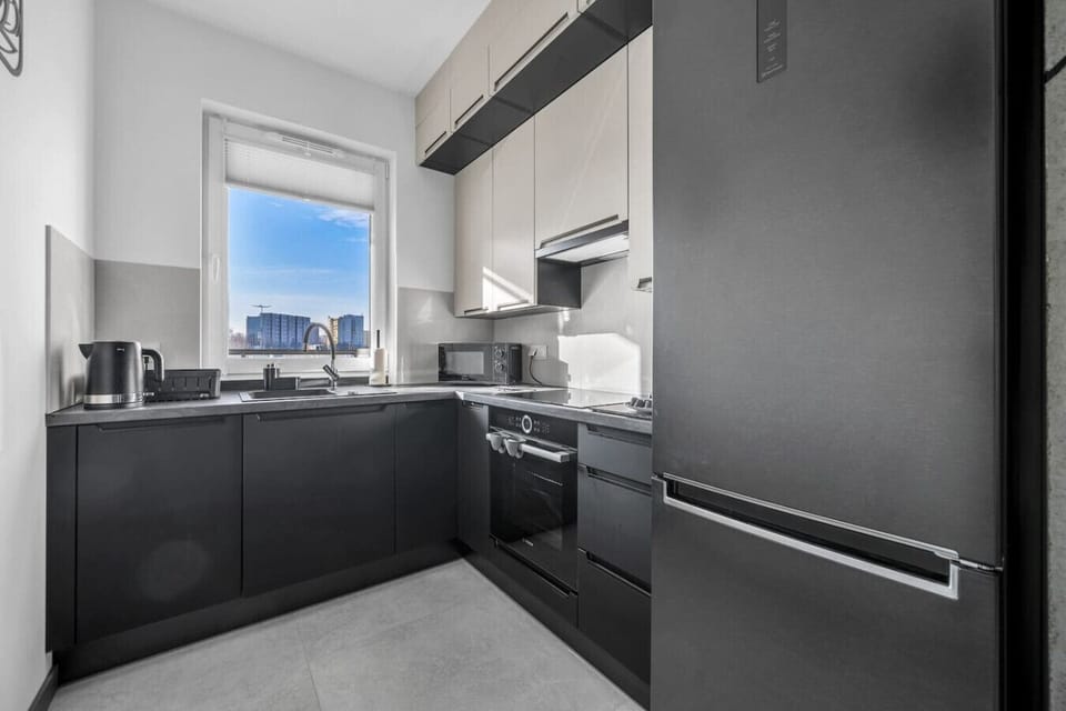 Fully Equipped Kitchen – Cook with Ease & Enjoy Modern Amenities | Book Now with RENTUJEMY.COM