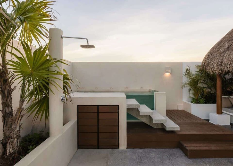 2025-09-03 - Jungle Luxe - Kaya Oasis 310-6