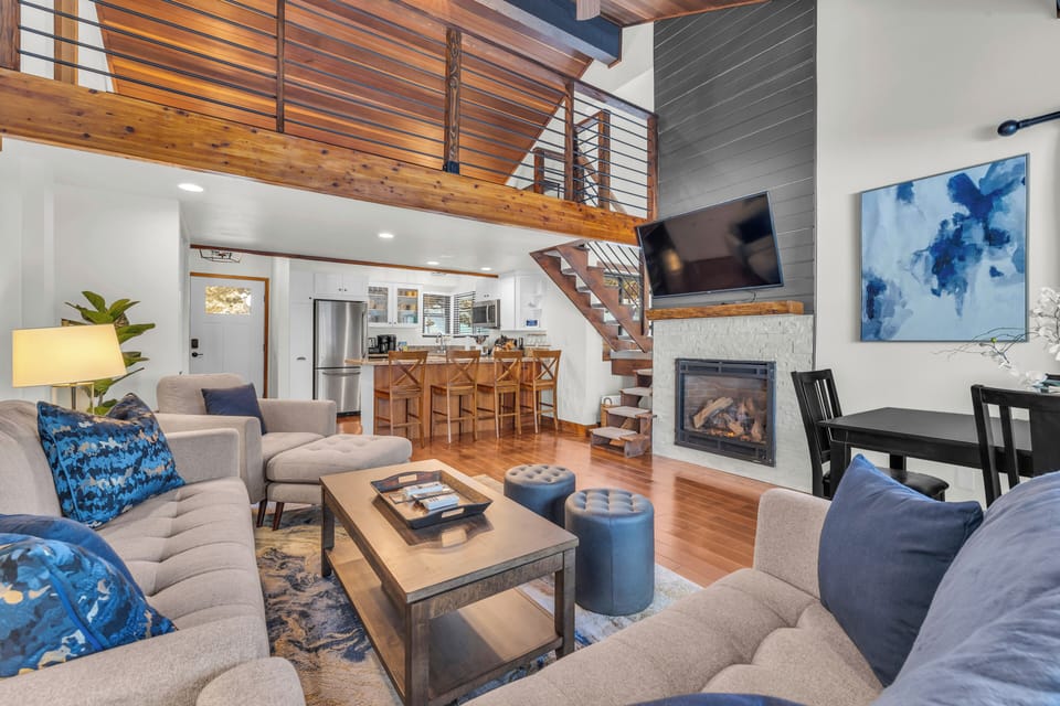 Living area  and loft