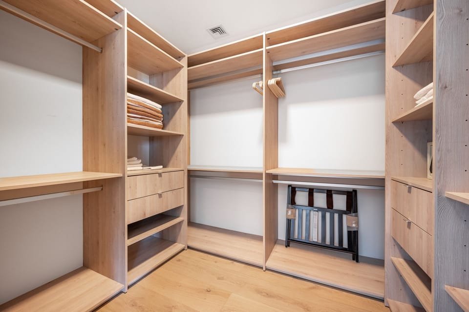 Big Closet space 