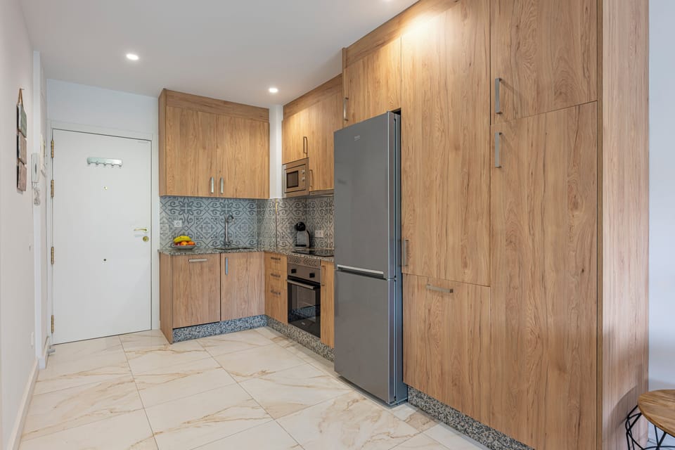 Lovely apartment in the golden mile in a urbanization with pool and tennis court (13)