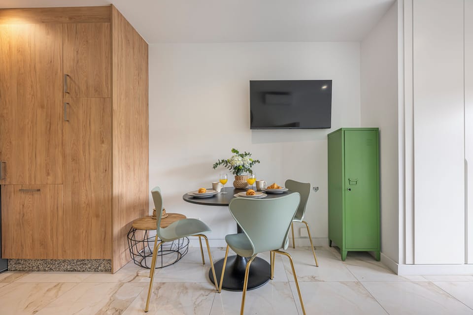 Lovely apartment in the golden mile in a urbanization with pool and tennis court (10)