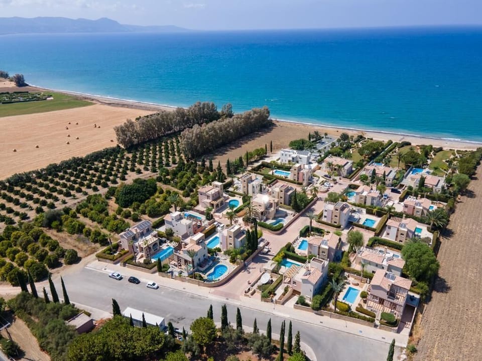 Sandy Beach Villas location