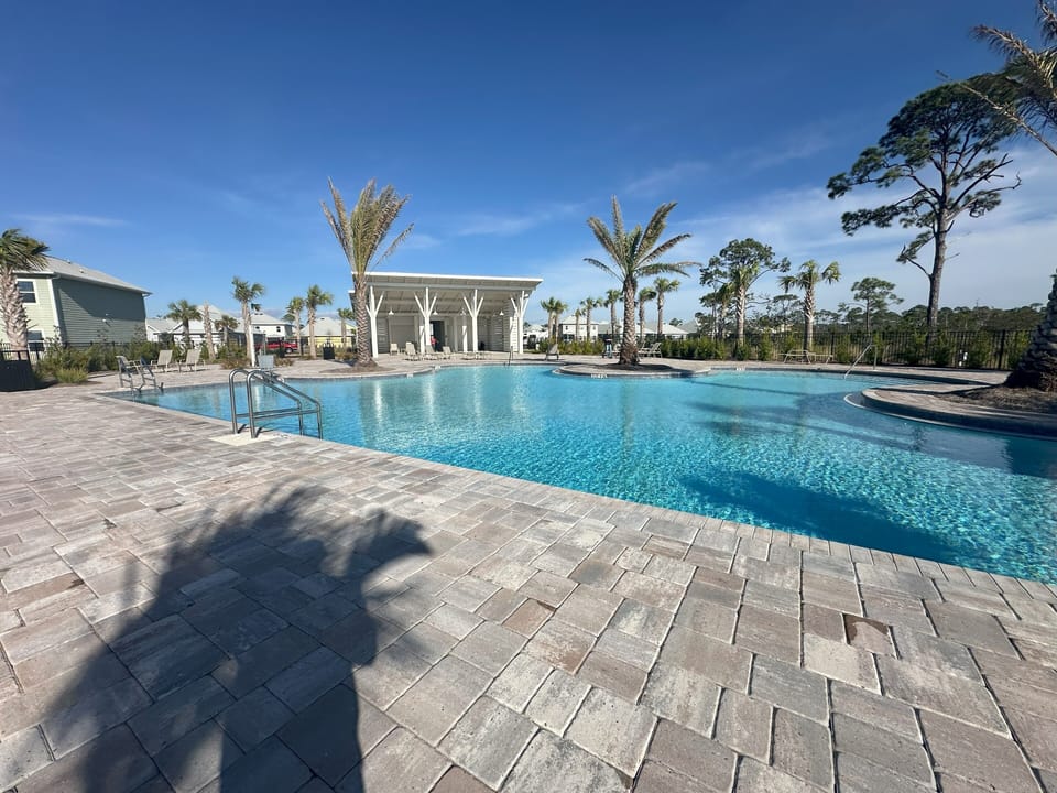 WindMark North pool 