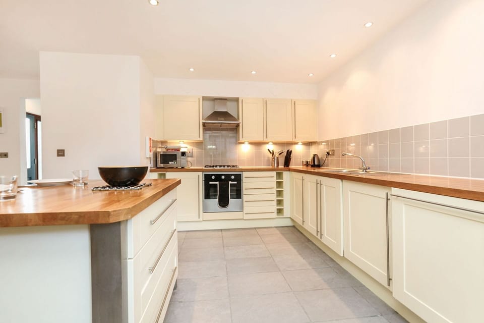 Haven open plan kitchen