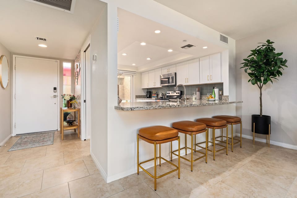 Breakfast bar with comfy stools