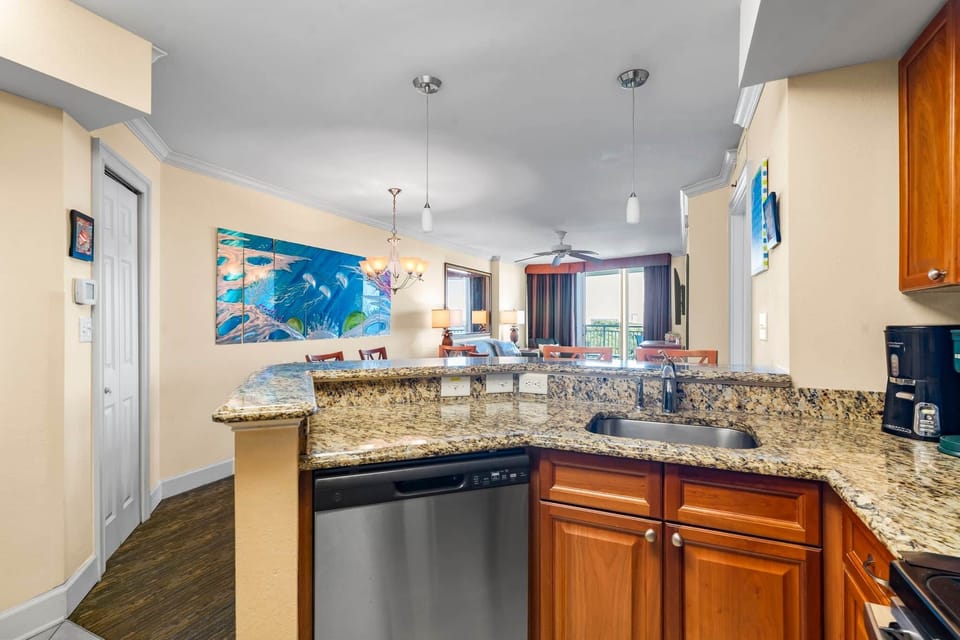 Full Kitchen