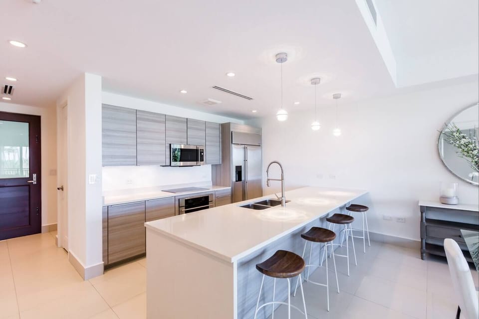 Full Kitchen (1)