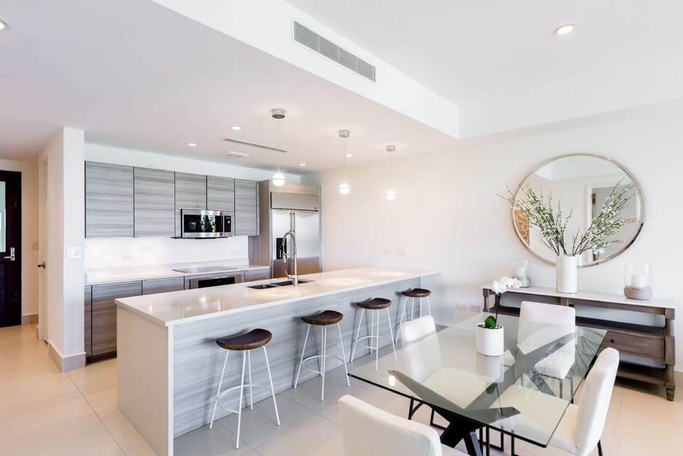 Full Kitchen (2)