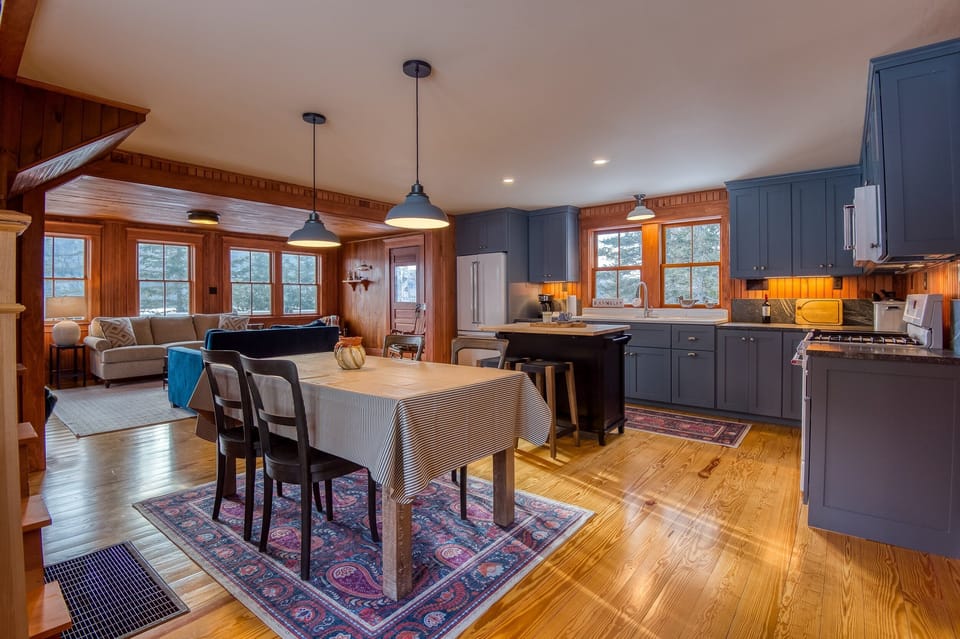 Dining table with seating for 4