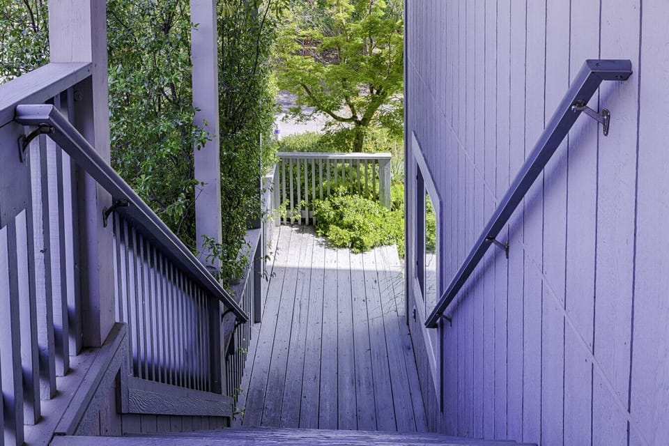 Stairs leading up to front door