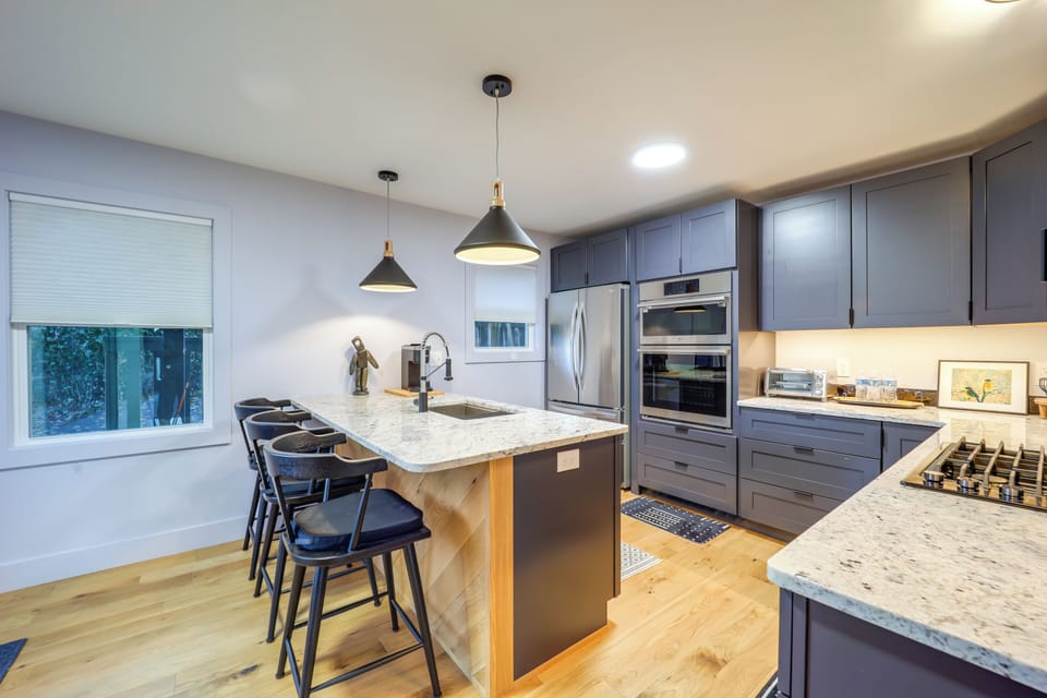 Kitchen | Cooking Basics Supplied