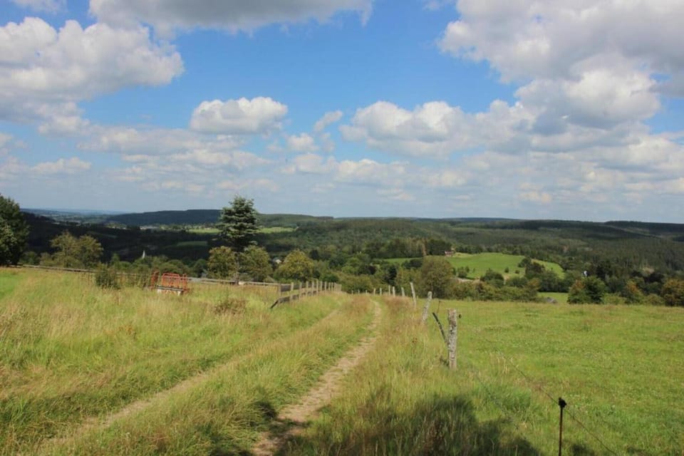 Surroundings [summer] (1-5 km)