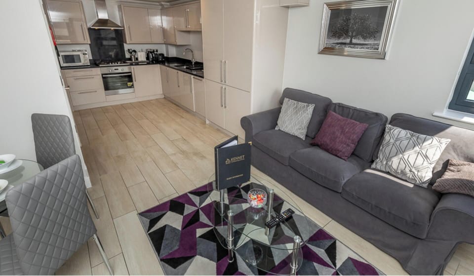 Living Room/Kitchen