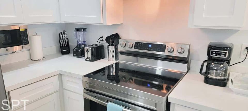 9390e973-8c86-49-kKIUe