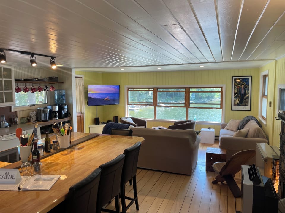 Open concept living room & dining area!