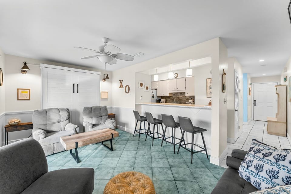 16-17614 Front Beach Rd D1-22