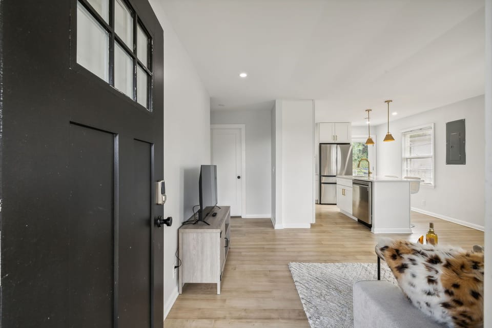 10-web-or-mls-2004 Salem Mason Dr - 019