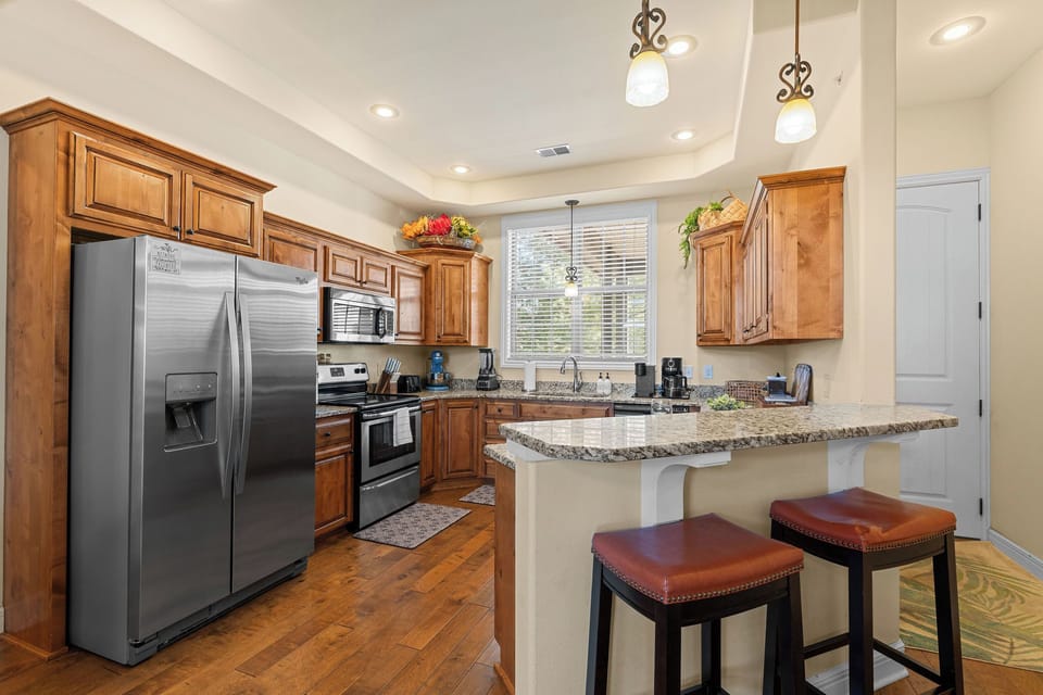 KitchenAid Mixer and Ninja Blender